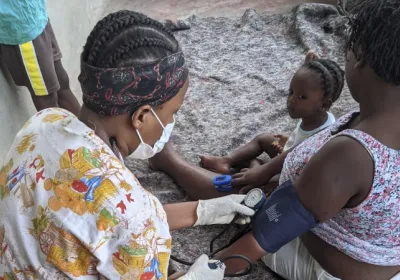 Manos Unidas - Ayuda de emergencia para Haití, un país sumido en el caos - Visita a la casa de las madres gestantes - Imagen: Manos Unidas