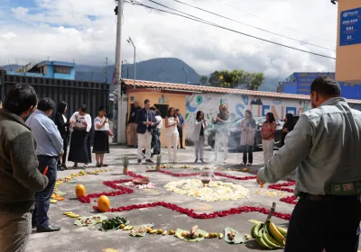 Mario Alonso Puig, embajador de Manos Unidas, en uno de los actos celebrados durante su viaje a Ecuador. Fotografía: Maquita