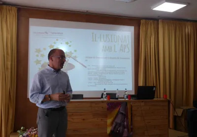 Alex Visús, presentando el proyecto Aprenentatge Servei