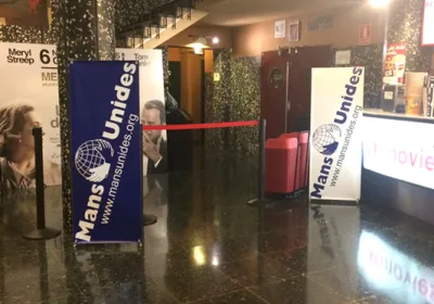 Proyección de película a favor de Manos Unidas