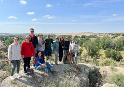 Voluntarios de Manos Unidas Madrid en la II Salida Senderista CDEI del Arzobispado de Madrid