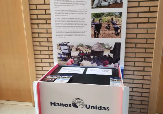 Stand informativo con folletos