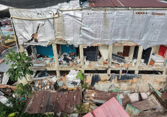 Imagen vivienda destruida terremoto Colombia_zona Chocó