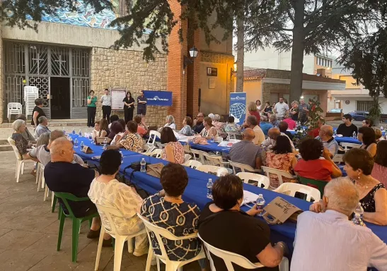 cena solidaria en Requena San Antonio de Requena a favor de Manos Unidas