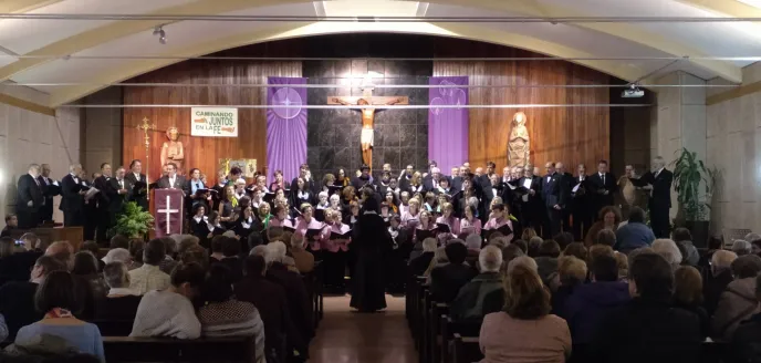 Concierto solidario de la Federación de Coros de Navarra