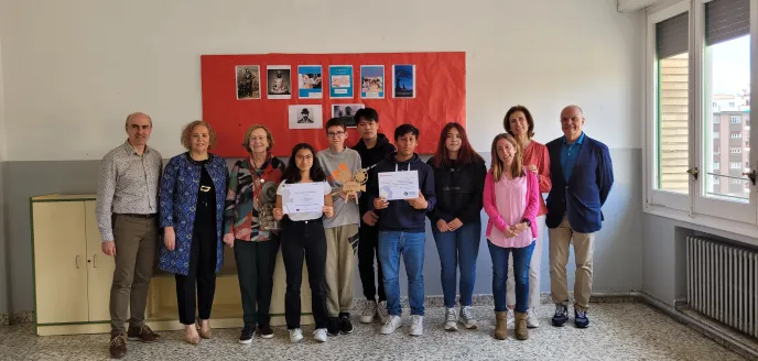 Entrega del primer premio de Clipmetrajes en el Colegio Santa Catalina 