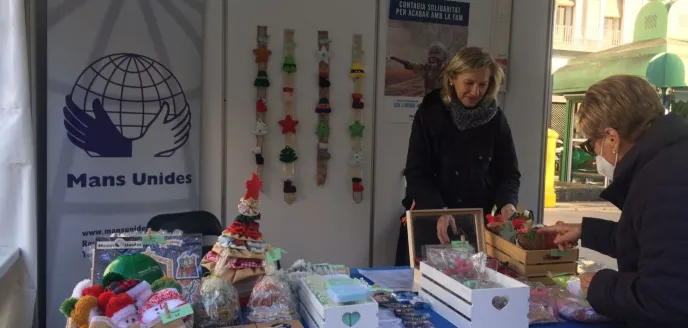 Adornos Navideños Solidarios