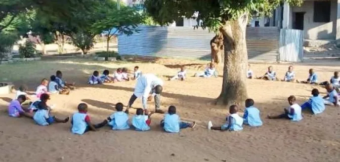 La empresa valenciana Gestinmédica apoya la educación de calidad en una escuela de Mozambique