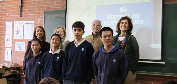 Entrega del segundo premio de Clipmetrajes en el Colegio San Cernin de Pamplona
