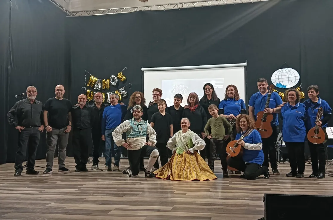 Nueva generación de joteros solidarios a favor de Manos Unidas