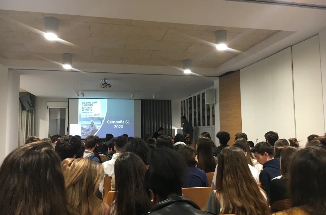Charla a jovenes en la Parroquia de San Miguel de Pamplona