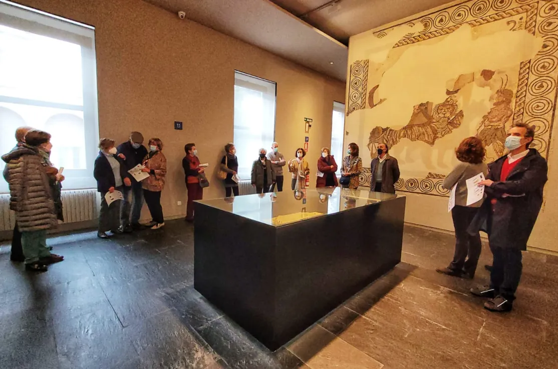 Visita guiada al Museo de Navarra a todos los voluntarios de la delegación de Pamplona