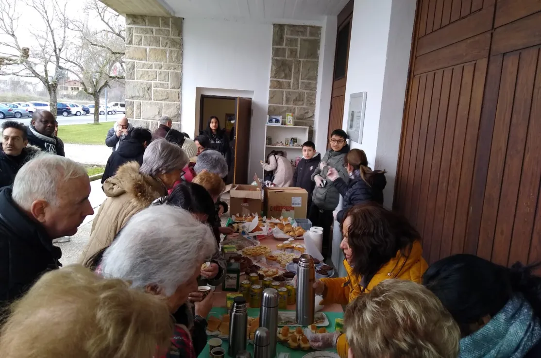 Pincho solidario a favor de manos Unidas en la Parroquia Nuestra Sra. del Pilar de Echavacoiz