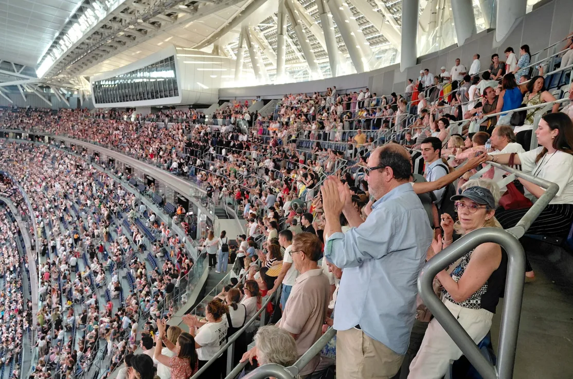 Voluntarios de Manos Unidas Madrid en el encuentro de León XIV con la comunidad diocesana
