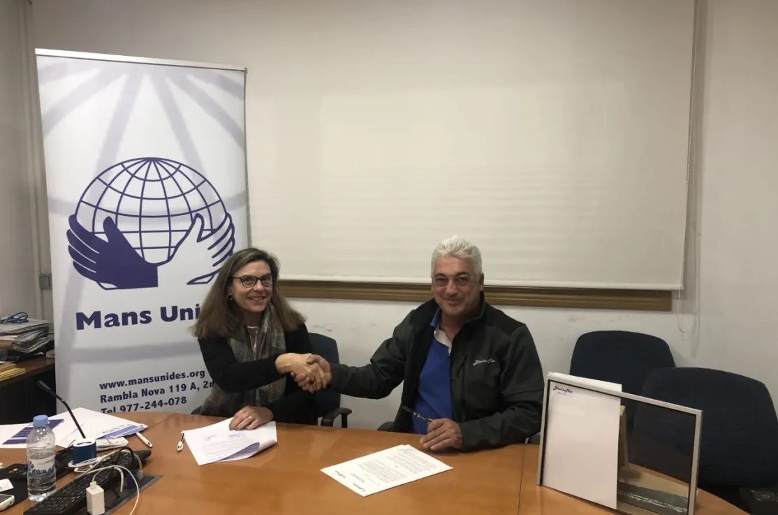 Firma convenio de colaboración de Blavis Mec 2014, SL con Mans Unides