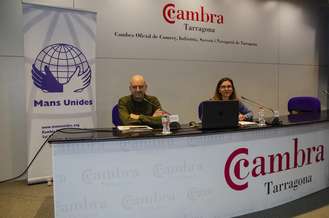 Conferencia "Transformando vidas"