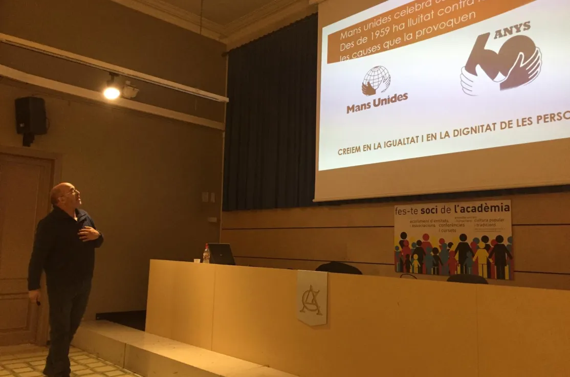 Charla en la Academia Católica, campaña 60