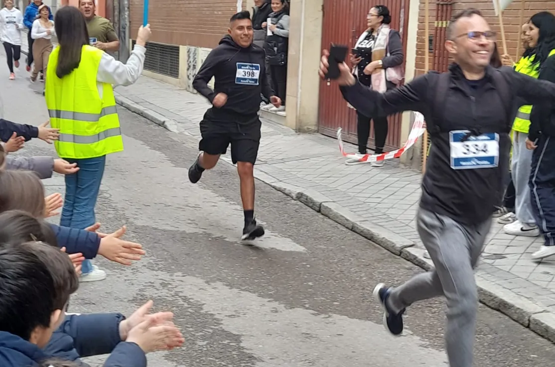 Carrera solidaria en el colegio Asunción de Vallecas a favor de Manos Unidas 2026