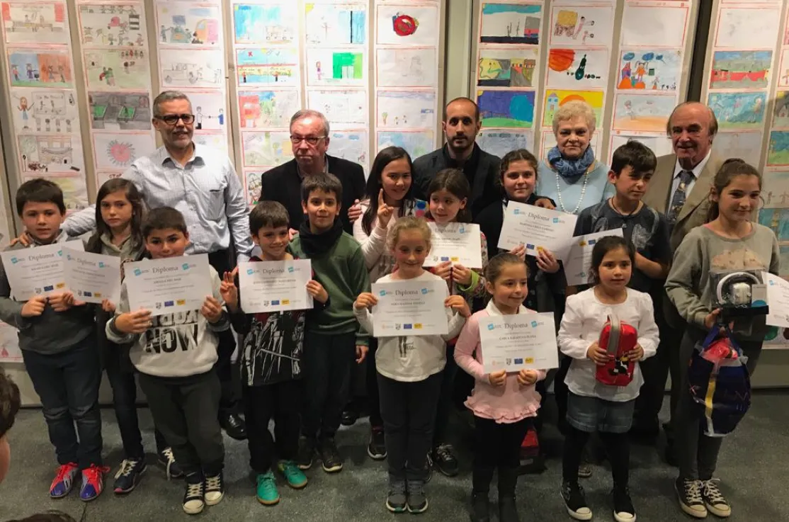 El gOvi entrega los premios del concurso de dibujo que da soporte a Manos Unidas