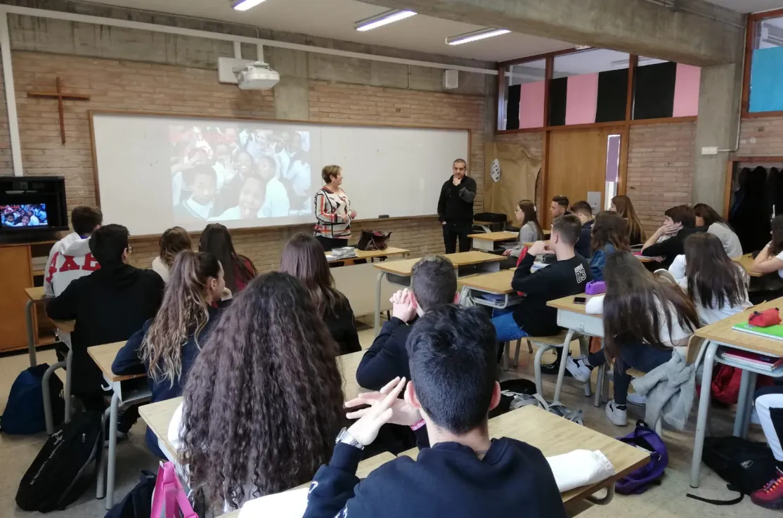 La Escuela Verge de la Salut con Manos Unidas