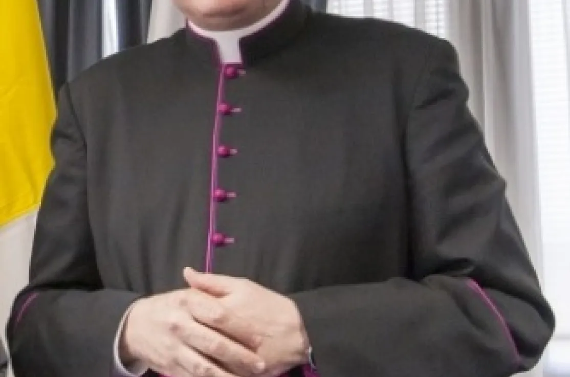 Monseñor Fernando Chica