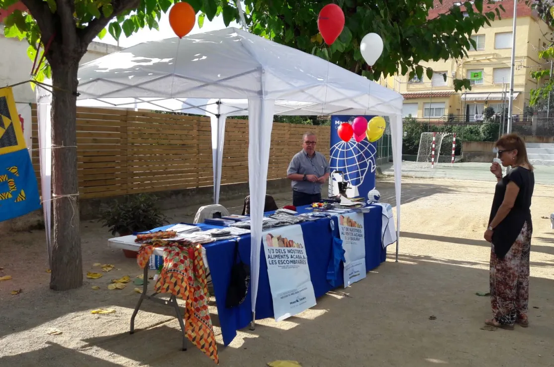 Manos Unidas participa en la Feria Solidaria de Premià de Dalt