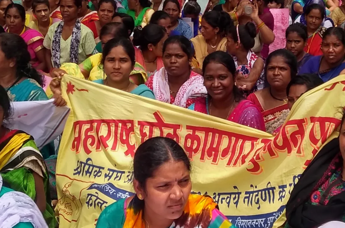 En la imagen, manifestación que reunió en Delhi a distintos sindicatos de empleadas de hogar a nivel nacional.
