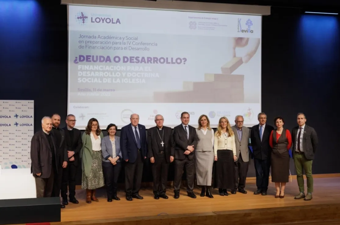 Jornada Deuda o Desarrollo. Fotografía: Guillermo Aguilar. Universidad Loyola.