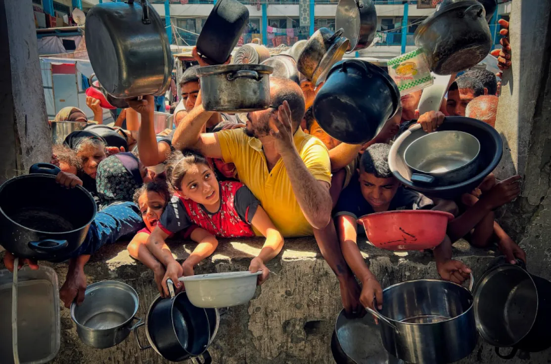 Morir de hambre en Gaza. Fotografía: Hosny Salah