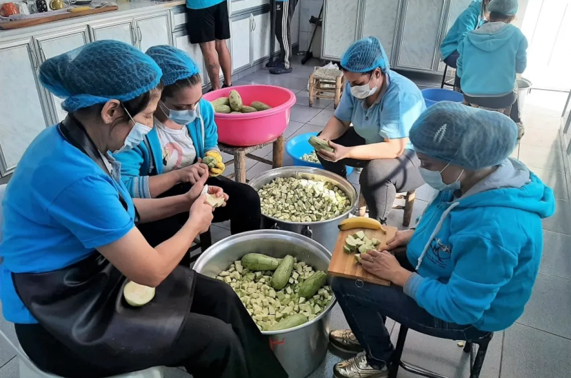 Trabajo de los Maristas azules durante la guerra de Siria. Foto: Manos Unidas/Maristas Azules