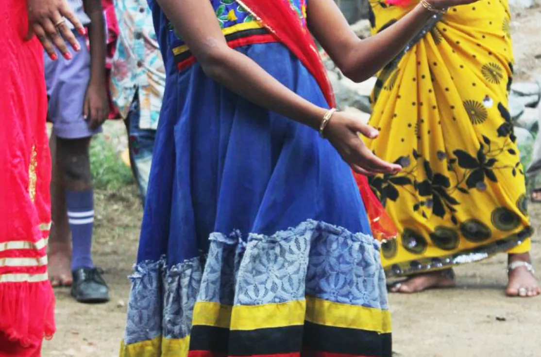 Una niña de la comunidad tribal Narikuravar (Tamil Nadu, India)