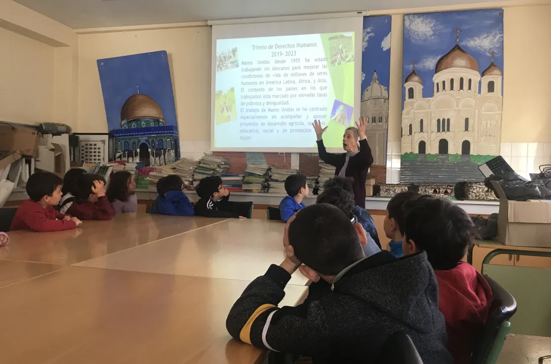 Alumnos de primaria CEIP San Pedro Apóstol.