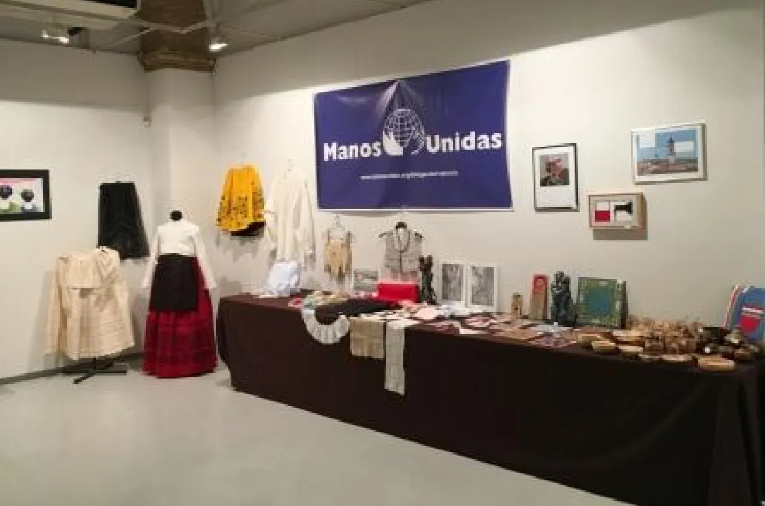 Rastrillo Solidario en Requena