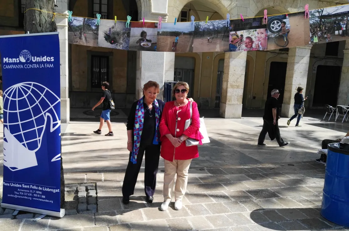  Mans Unides Vilanova i la Geltrú en la fiesta de la Diversidad Cultural