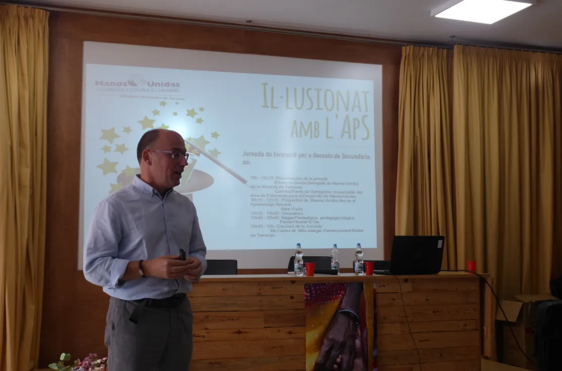 Alex Visús, presentando el proyecto Aprenentatge Servei