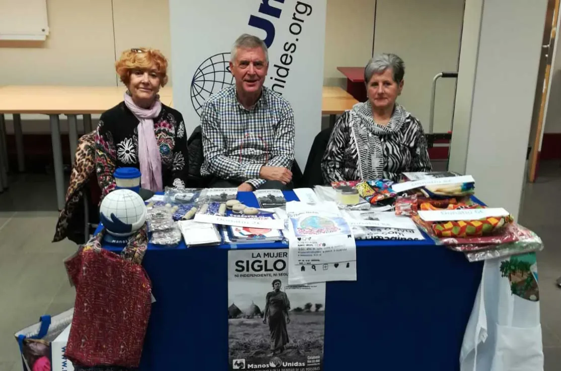 Manos Unidas participa en el Mercadillo solidario del ICAB