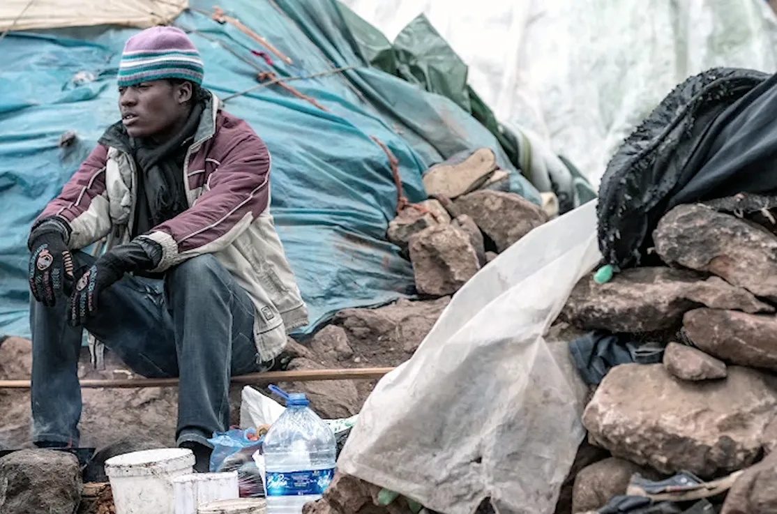 Migrantes en un campamento del monte Gurugu. Foto: Delegación Diocesana de Migraciones de Nadorr