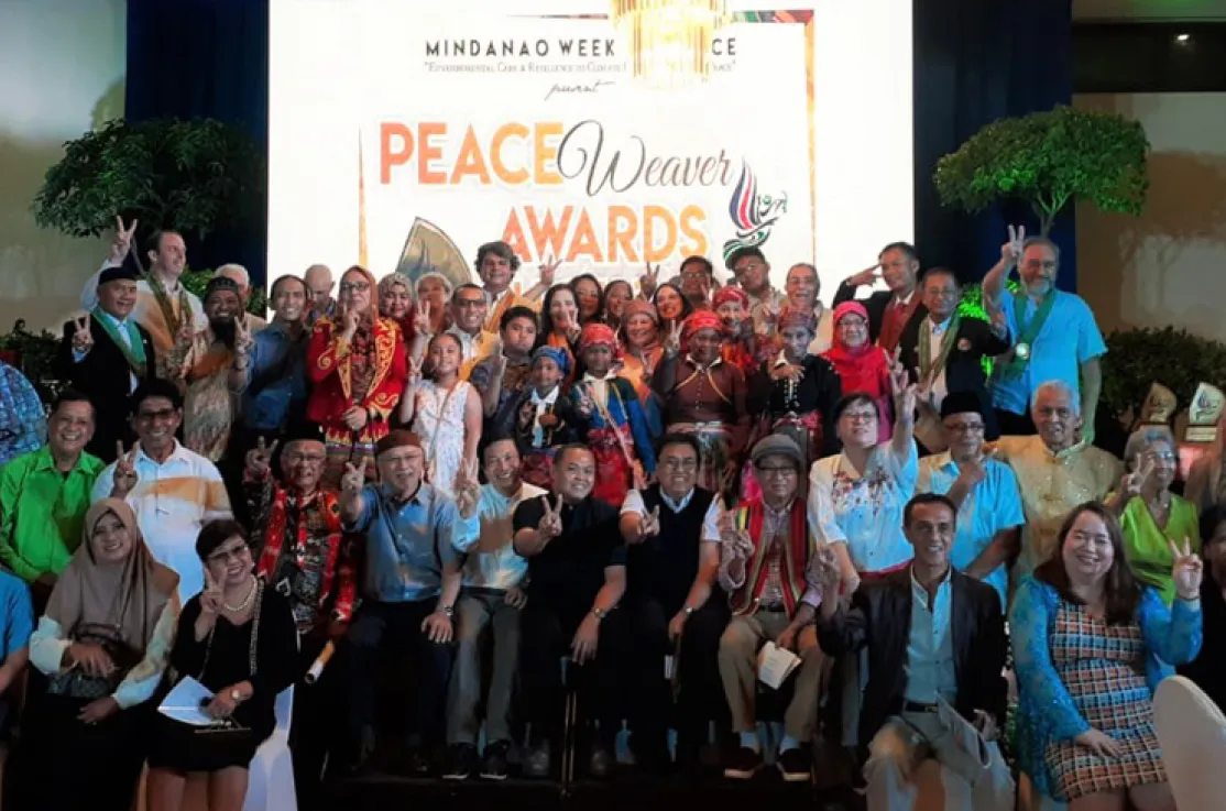 Foto Manos Unidas - Premios Tejedores de Paz
