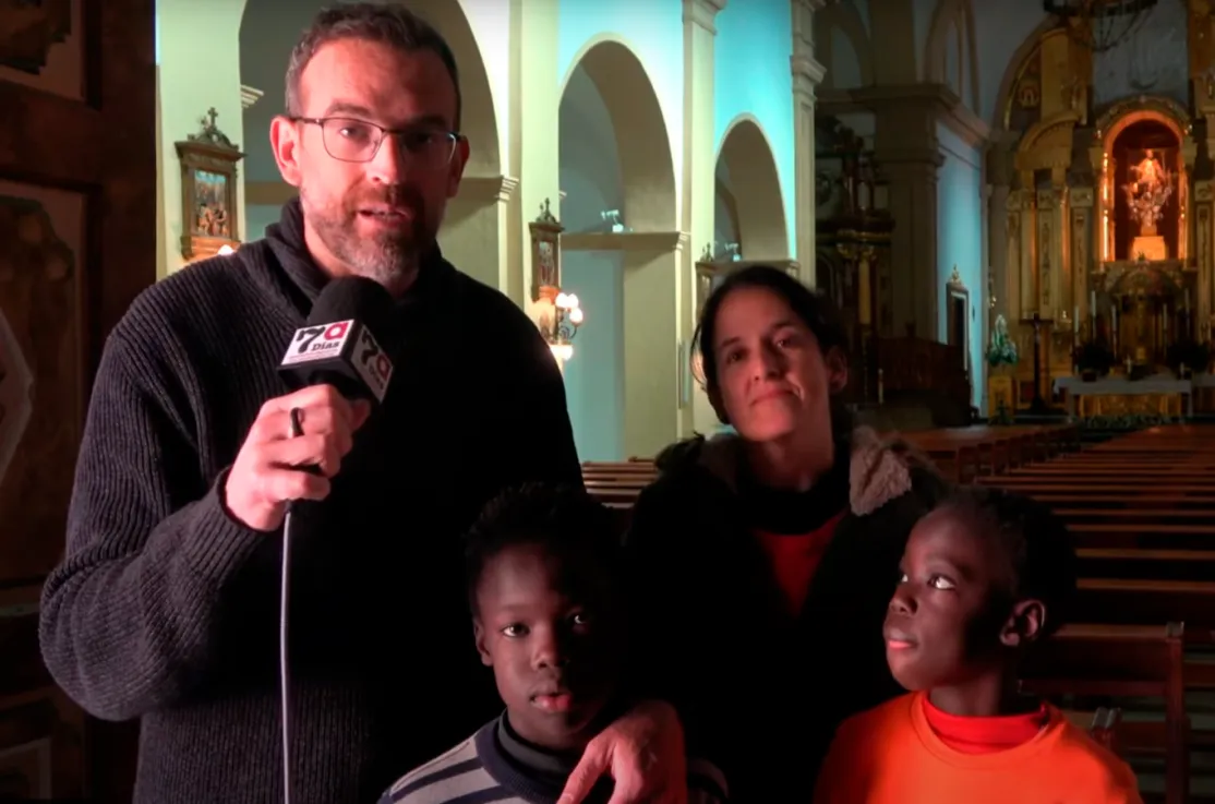 Familia misionera visita Alhama para "acabar con el hambre"