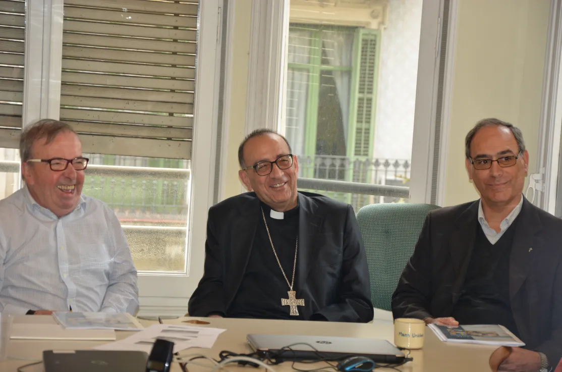Visita del Arzobispo de Barcelona a Mans Unides Barcelona