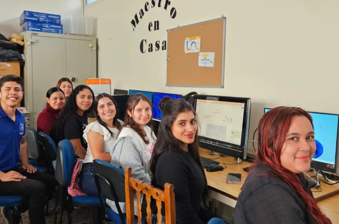 Un proyecto educativo en Honduras, impulsado por ACOES