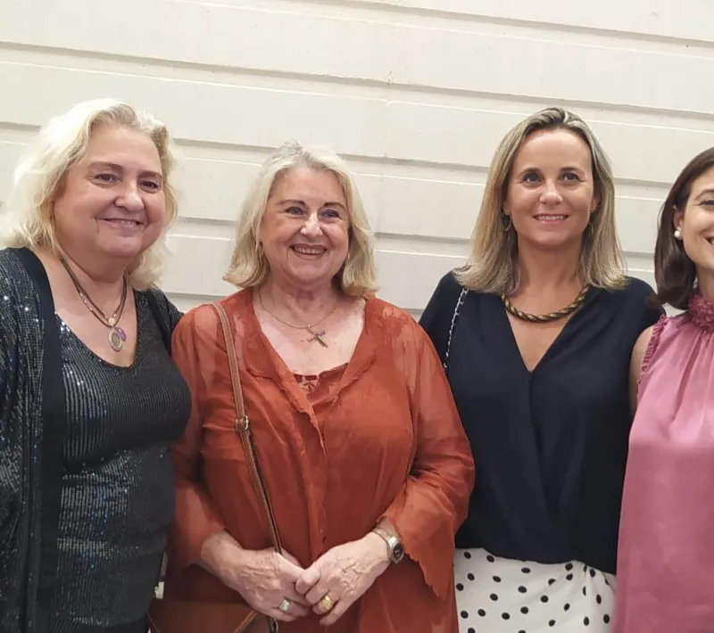 Mª José San Segundo, Ana Ruiz, Paula Llobet y Vanesa Berlanga.