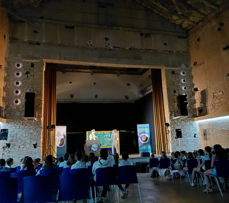 Los alumnos de Infantil  y Primaria del CEIP Belia fueron los invitados a esta jornada científica de Sol y Tierra
