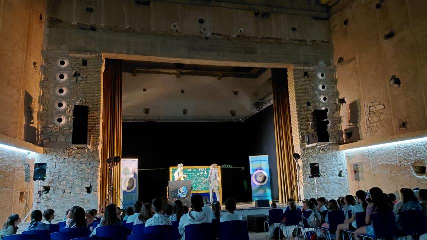 Los alumnos de Infantil  y Primaria del CEIP Belia fueron los invitados a esta jornada científica de Sol y Tierra