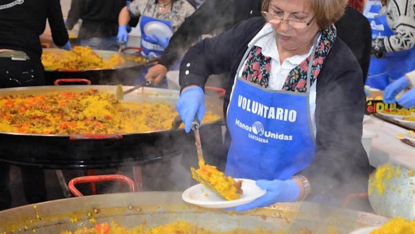 Voluntarios de Manos Unidas trabajando en actividades de la Organización. Foto: Manos Unidas