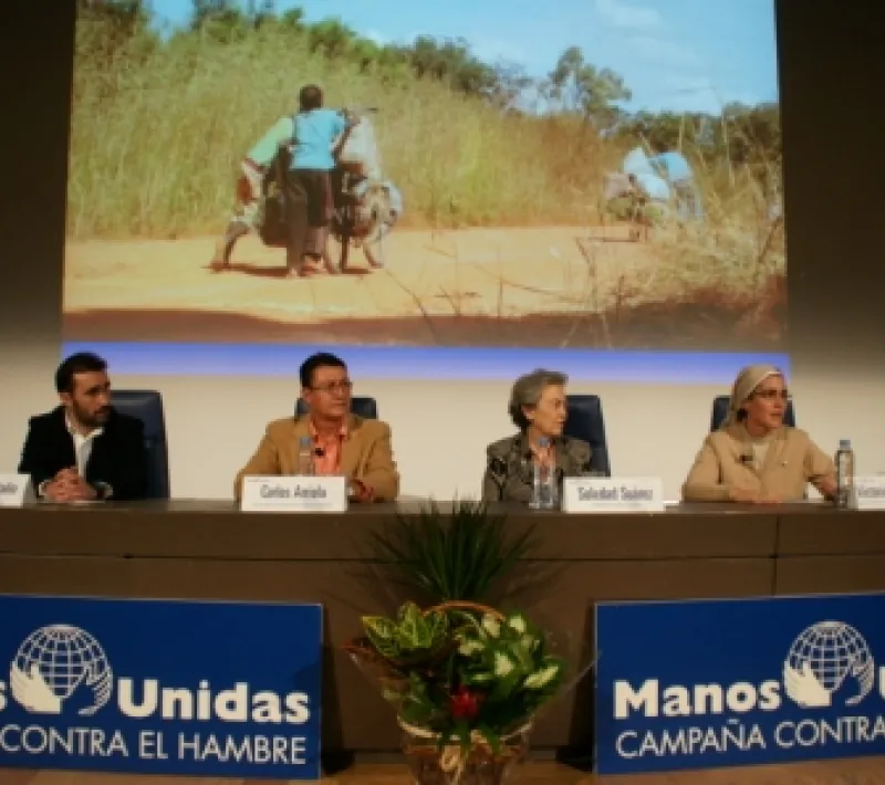 11 feb 2016 lanzamiento campana marta carreno0112