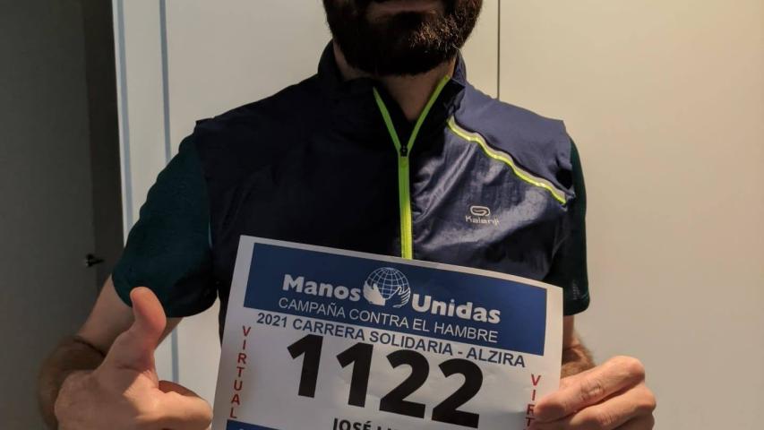 Participantes en la campaña organizada por la comarcal de Manos Unidas Alcira.