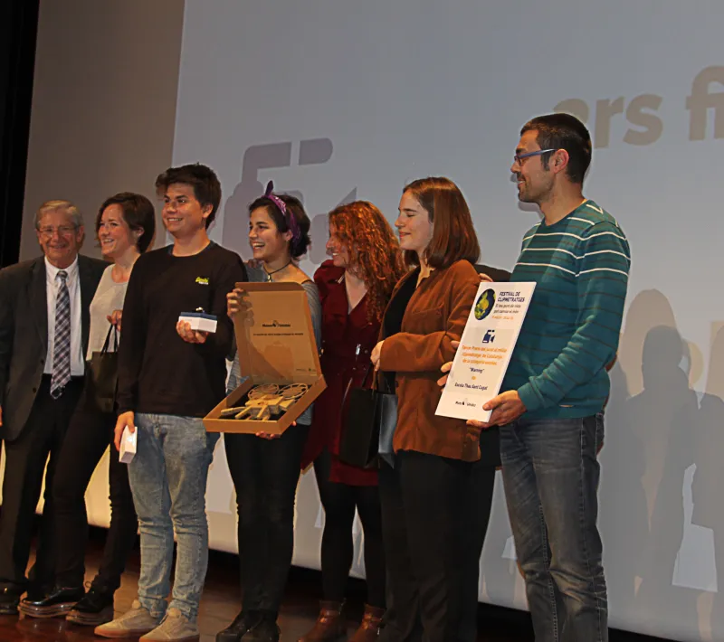 Los alumnos de la Escuela Thau reciben el premio