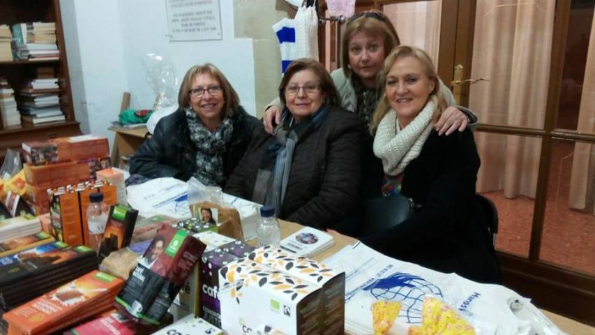 Mans Unides a la Fira de l'oli i la garrofa, a Jesús