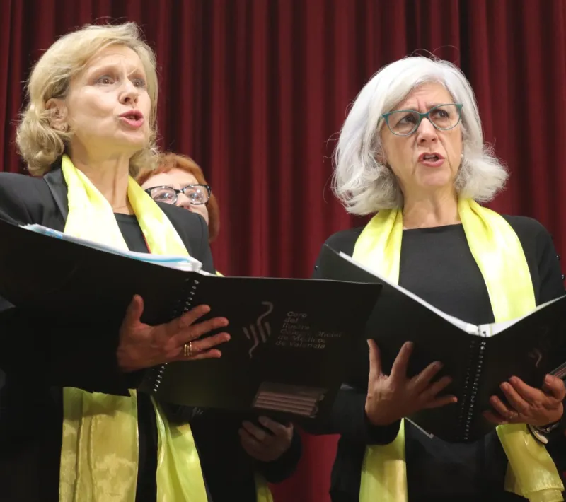 Actuación del Coro del Colegio de Médicos de Valencia.